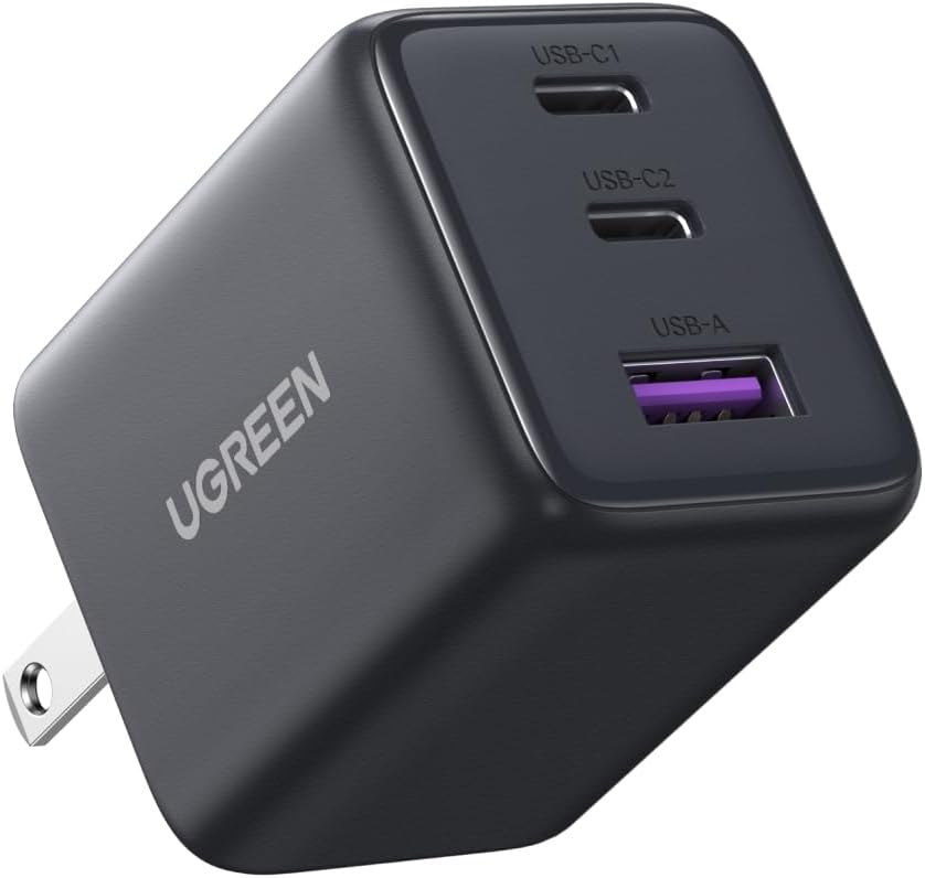 UGREEN X515 30W three-port GaN charger